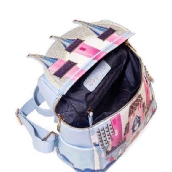 Danielle Nicole - Disney Sleeping Beauty Castle MIni Backpack - Picture 3 of 3